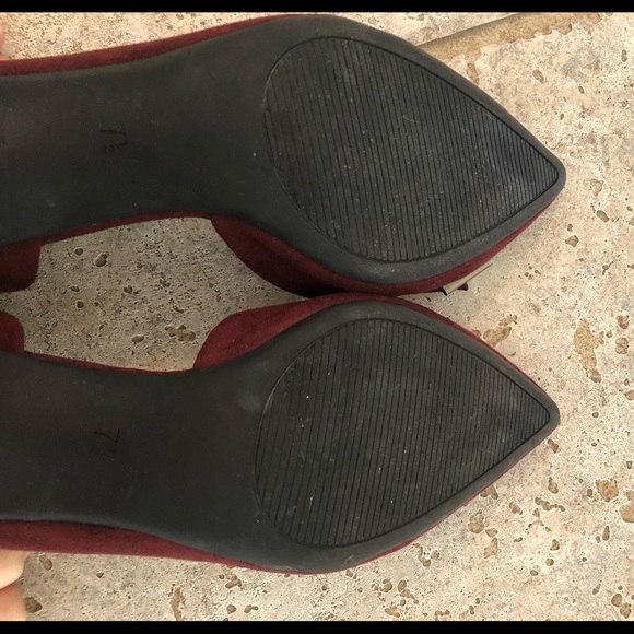 Kelly & Katie Burgundy Heels - Picture 5 of 6